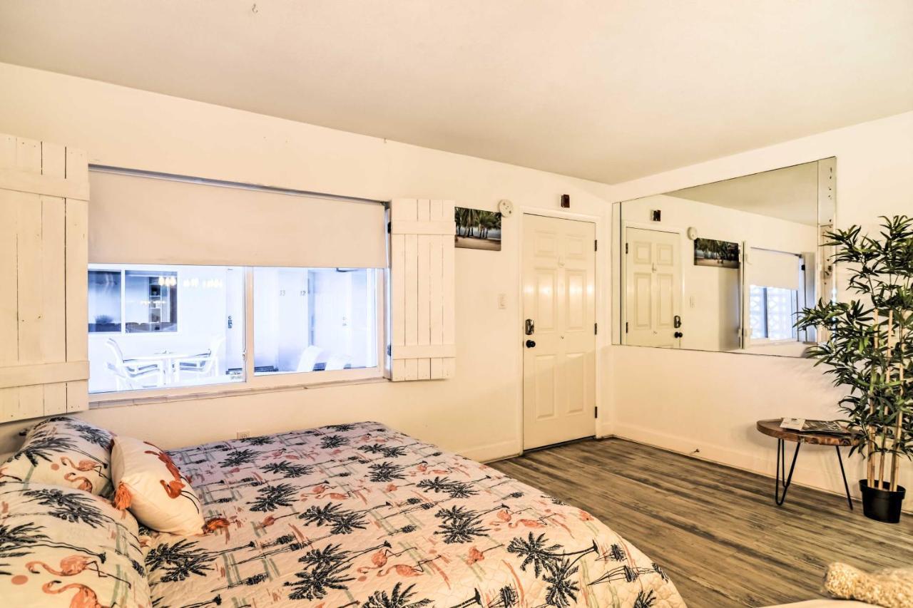 Idyllic Pass-A-Grille Studio - Walk To The Beach! St. Pete Beach Exterior photo